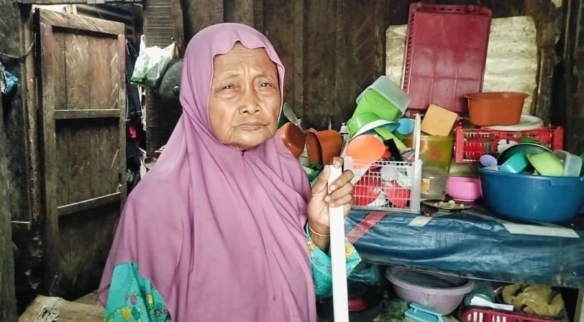 Beberkan Masalah Limbah, Kepala SPPG Sei Rampah Diduga Takut-takuti Nek Nani Akan Dibawakan Polisi