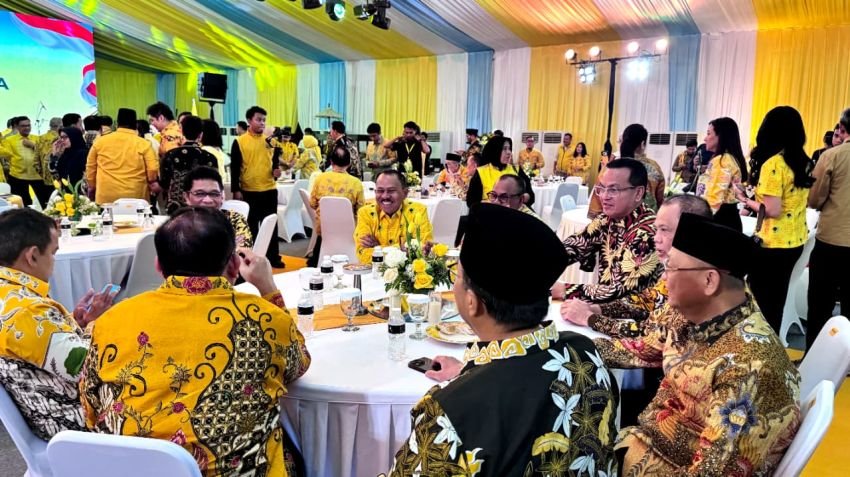 Bersama Bahlil Lahadalia dan Kader Golkar, Maruli Siahaan Hadiri Tasyakuram HUT ke 62